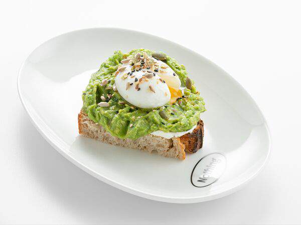 Nothing Fancy - Авокадо тост c яйцом пашот