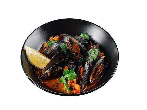 BAO Noodles & Sushi Bar - Мидии в соусе Том Ям