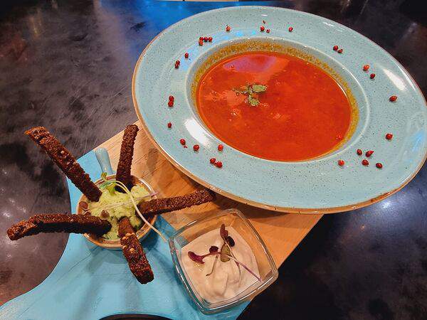 Toplivo - Борщ с говядиной от шефа