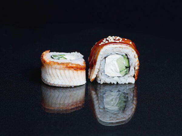 Fish & rice - Ролл Филадельфия с угрем