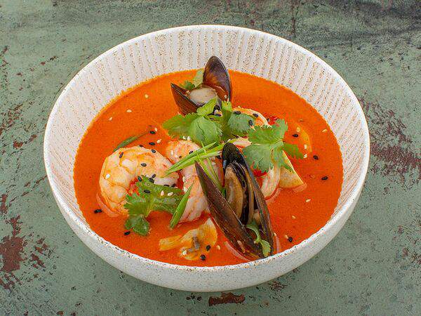 Гастроном - Супчик с морепродуктами на основе кокосового молока