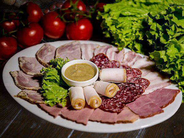 Rave Resort - Мясное плато