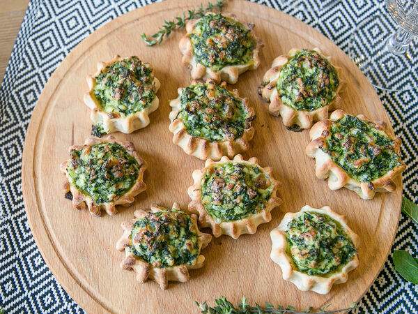 Тестов - Перепечки с курицей, шпинатом и сыром