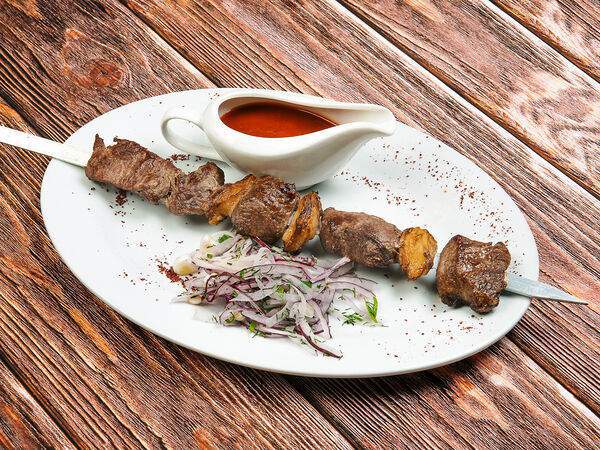 Кафе на Моисеенко - Шашлык из говяжьей вырезки