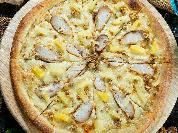 Pizza Torino - Пицца с ананасами
