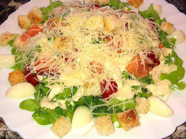 Шампуроff - Салат Цезарь с сёмгой