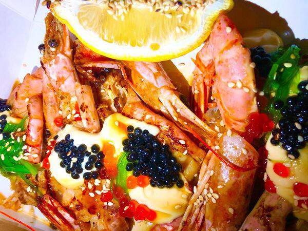 Crayfish - Лангустины, жаренные под соусом с красной икрой
