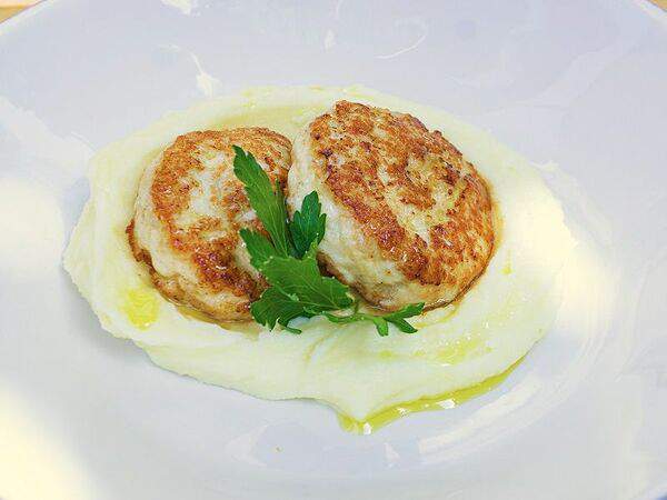 Сыроварня - Котлеты из индейки с картофельным пюре