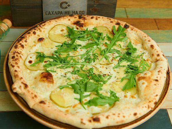 Сахара не надо - Пицца Груша с сыром горгонзола