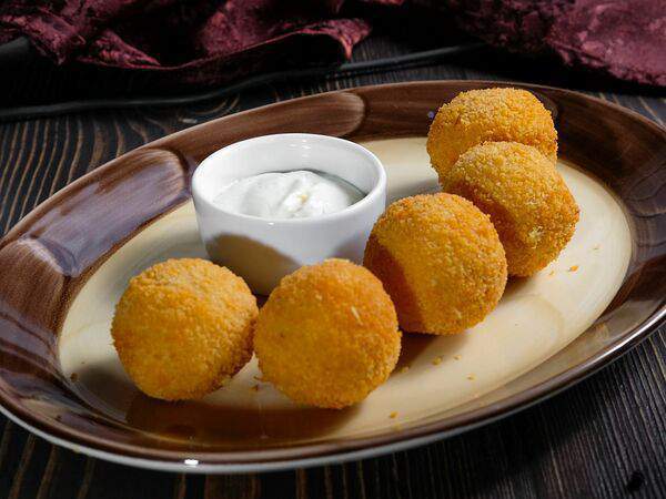 Купец - Колобки с чесночным соусом