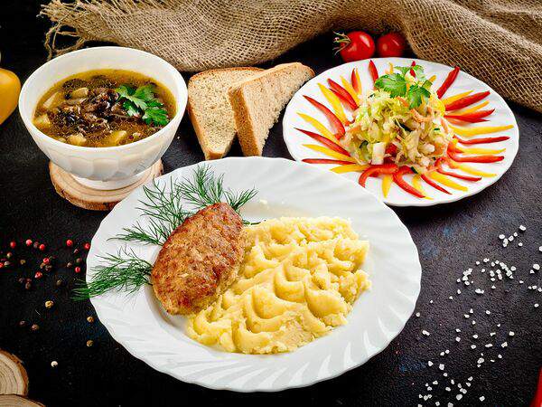 Salat - Бизнес ланч №8