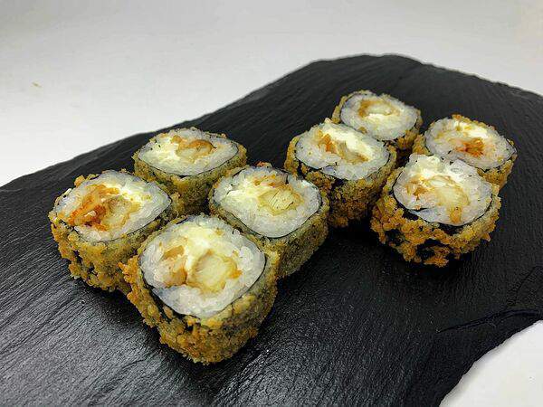 Tokyo Box - Ролл Темпура с кальмаром и окунем