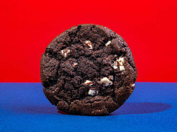 Десерт Коллекция - Кукис Шоколадный с белой шоколадной глазурью