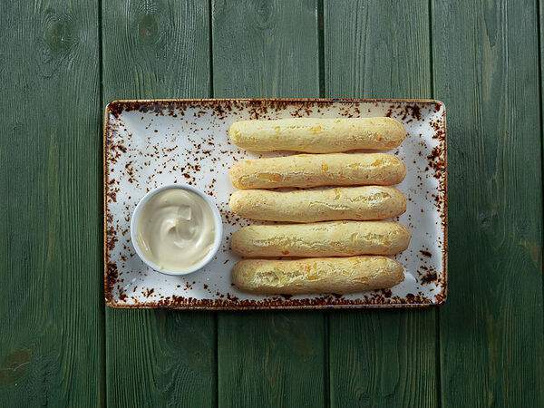 Ресторан-пивоварня Башня - Воздушные сырные палочки