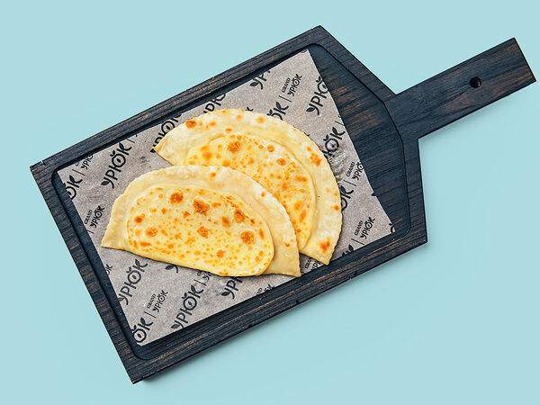 Урюк - Кутабы с сыром