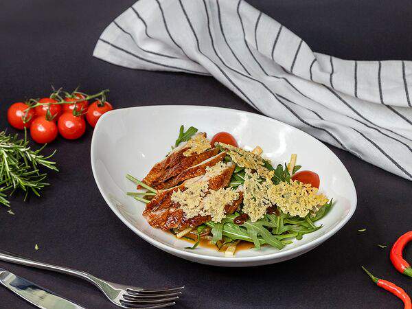 Саратовский - Салат с копченым угрем