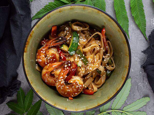 Sailor Moon - Удон терияки с креветками