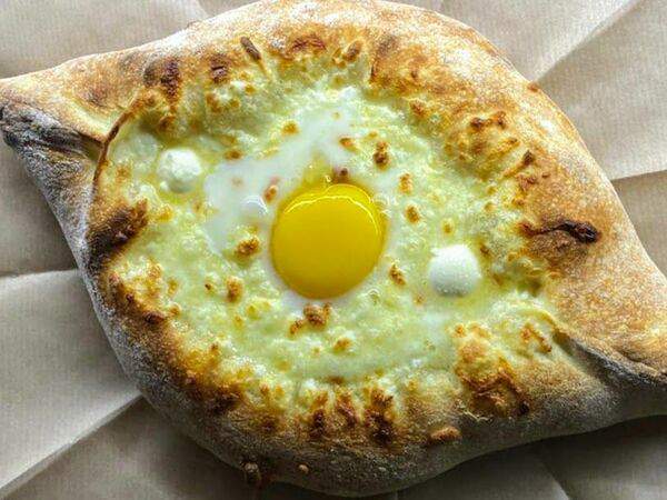 The Room - Хачапури по-аджарски