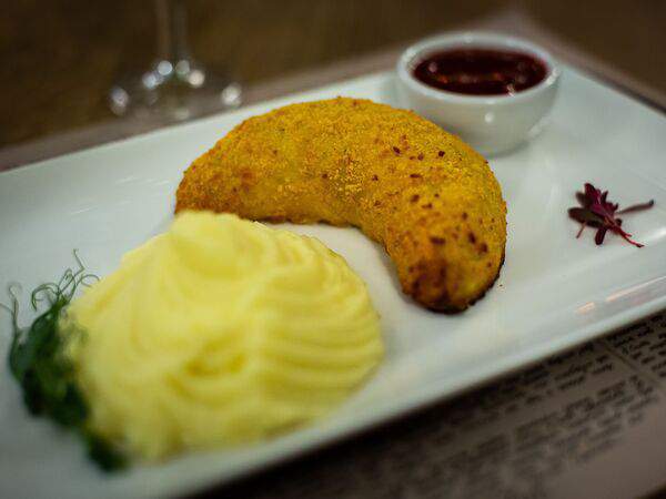 Гостевая изба - Тельное из судака и щуки, чинённое белыми грибами