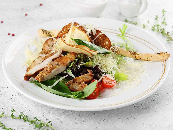 Сударь - Салат Цезарь с цыпленком