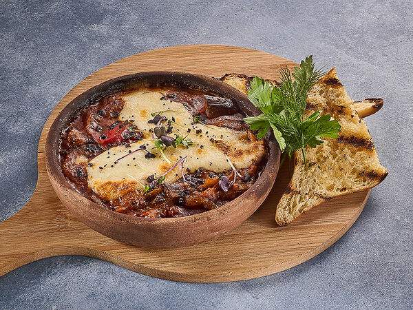 Кацо - Запеченный с сыром сулугуни аджапсандал