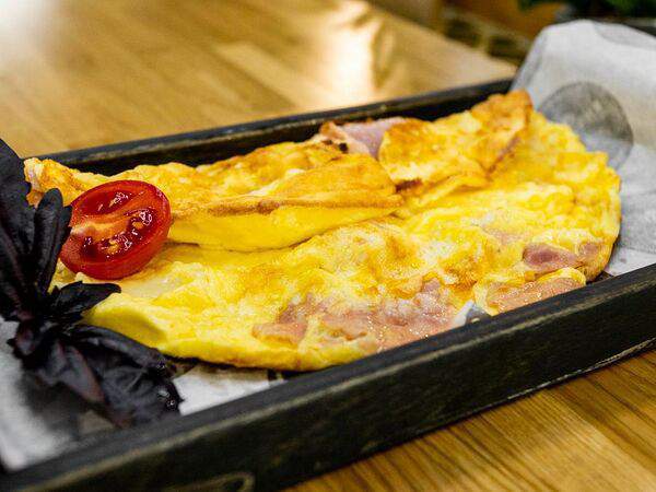 Мястория - Омлет с ветчиной и сыром