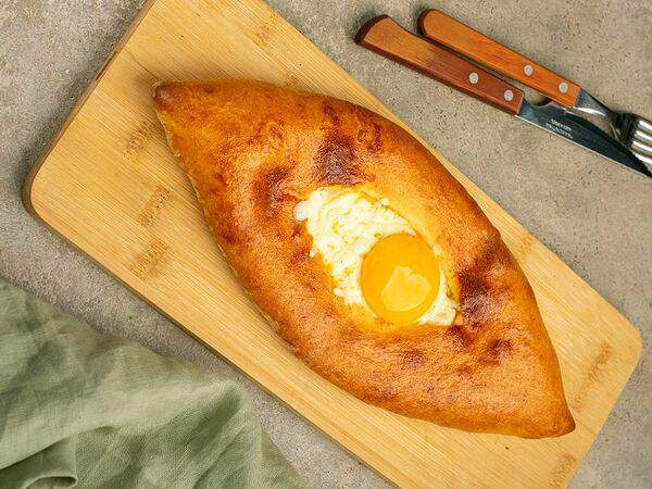 Fresh Gastrobar - Хачапури по-аджарски M