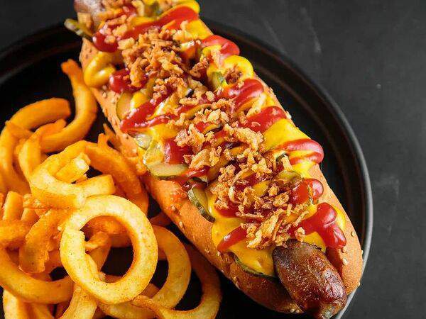 Beer Lab - Хот-дог с домашней колбаской