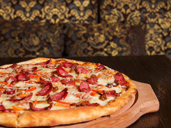 Трибуна - Пицца Кабаносси