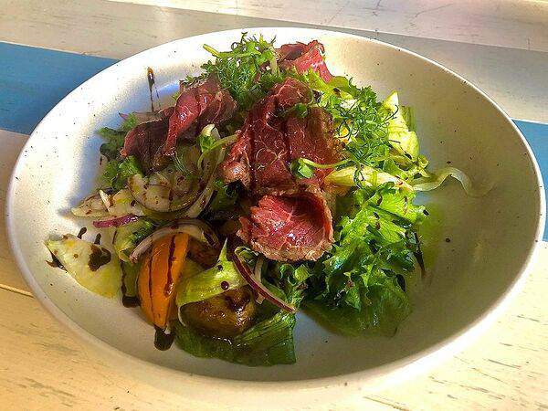 Eat Meet - Салат с ростбифом