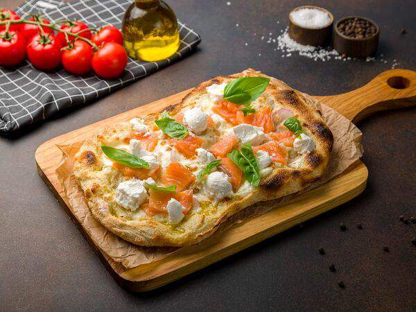 Pixel Pizza - Пицца с лососем