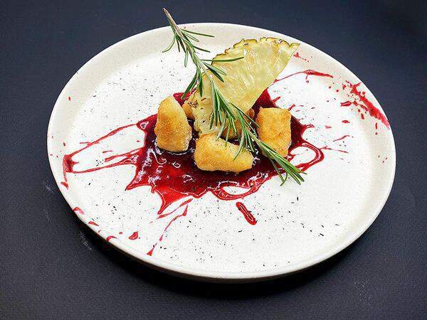 Lukum lounge cafe - Камамбер в панировке