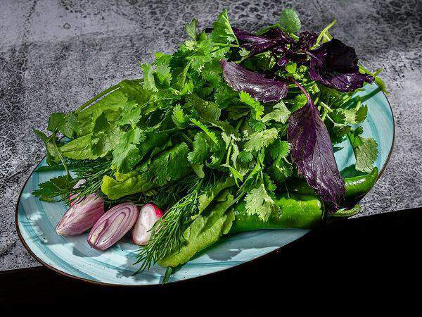 Восточный Базар - Букет из свежей бакинской зелени