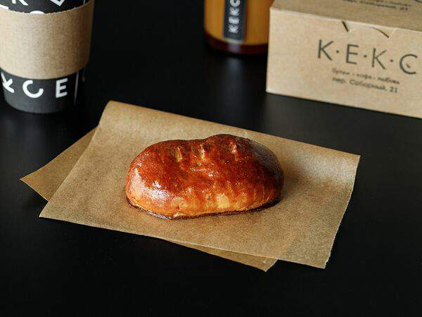 Кекс - Пирожок с яйцом и луком