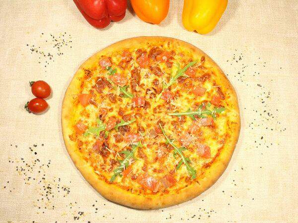 Rubikon - Пицца Семга с сыром