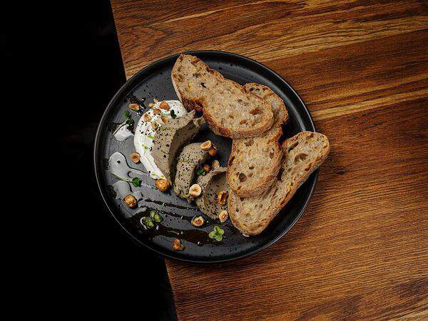 Брюссель - Паштет из куриной печени с трюфелем