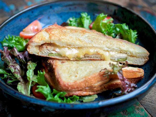 Coffee Room - Запеченный сэндвич с куриным филе