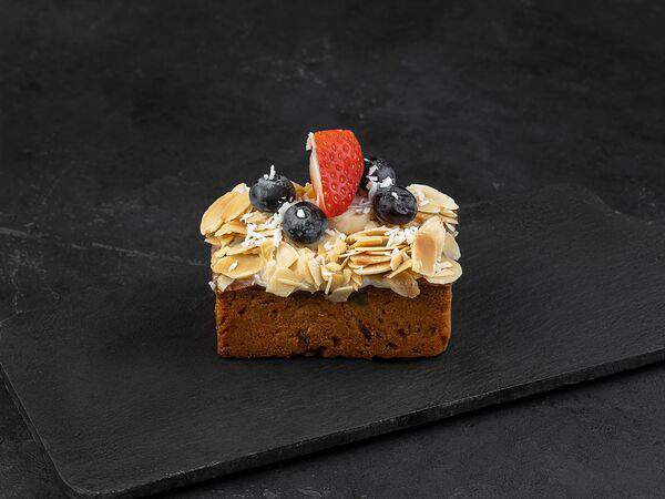 Театральный буфетъ - Карамельный кекс с сушеной вишней и клюквой