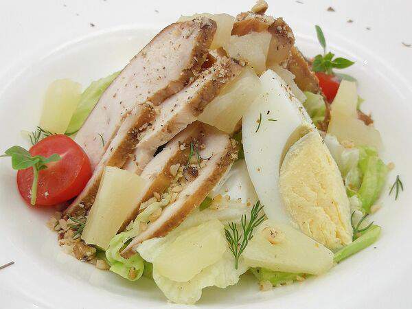 Дали - Салат Куриный с ананасом