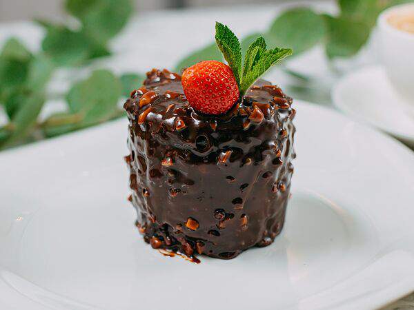 Городское кафе Дружба - Ореховый торт Сникерс