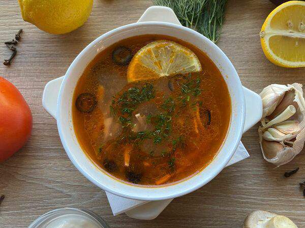 Two pizza - Солянка мясная