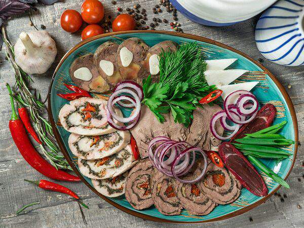 Миндаль - Ассорти мясное