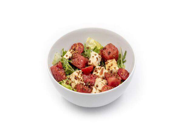 Ред-Буфет - Салат с арбузом и сыром адыгейский в бальзамической заправке