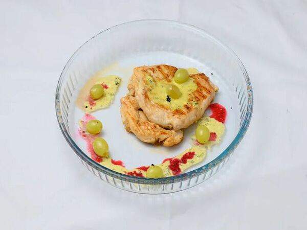 By mama - Стек из курицы с тёплым винoградом
