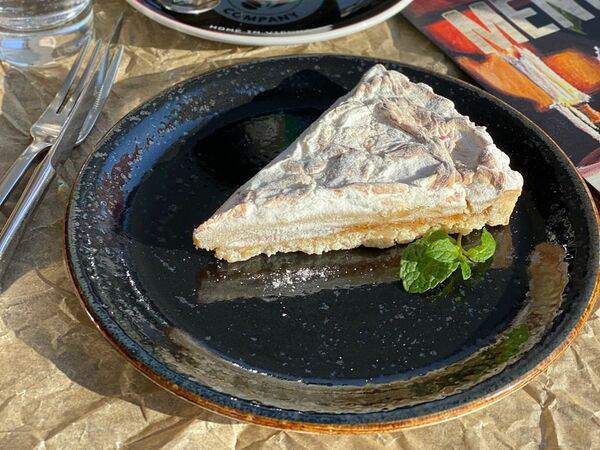 Coffeeshop company - Мандариновый торт с меренгой