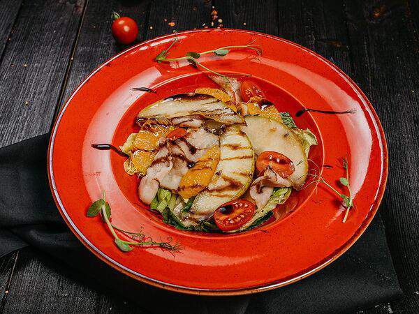 Best Hall - С беконом и грушей