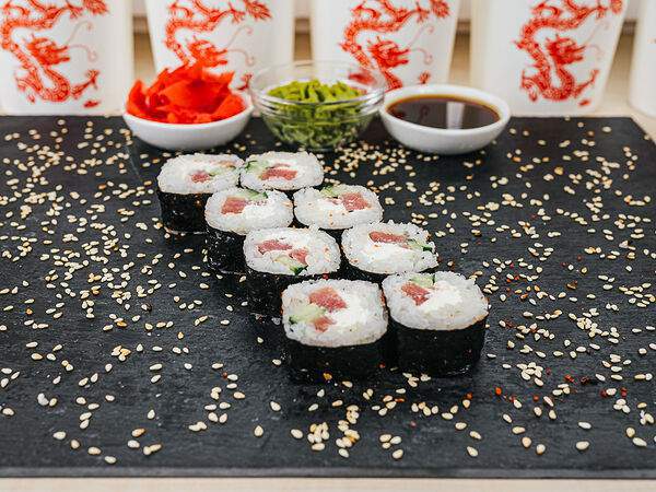 Wok & Sushi - Ролл Магуро