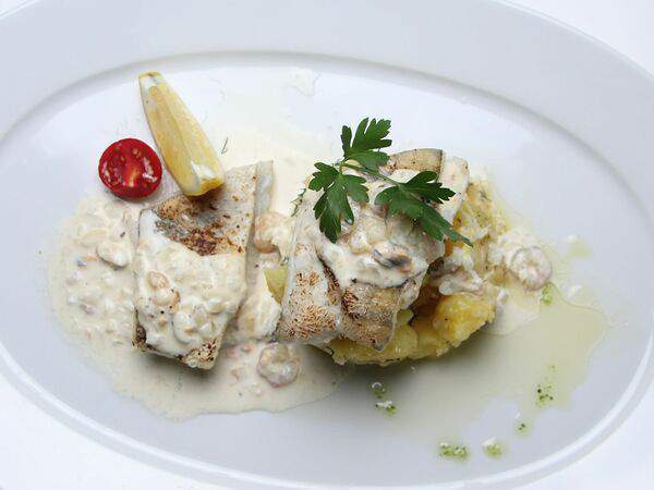 Астер - Судак с соусом из морепродуктов