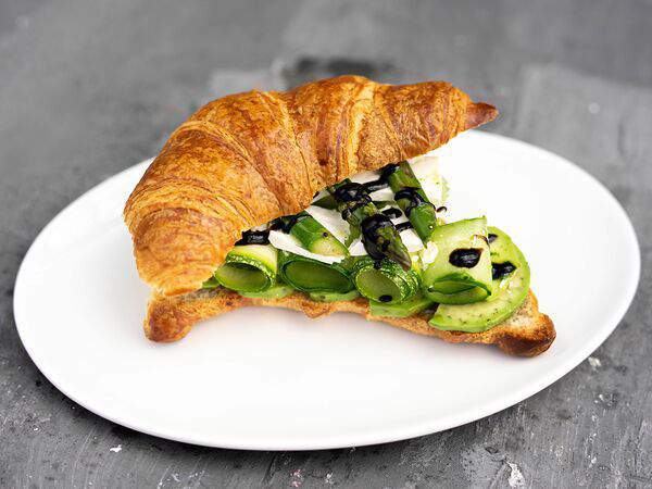 Кофефорния - Круассан Авокадо-Спаржа