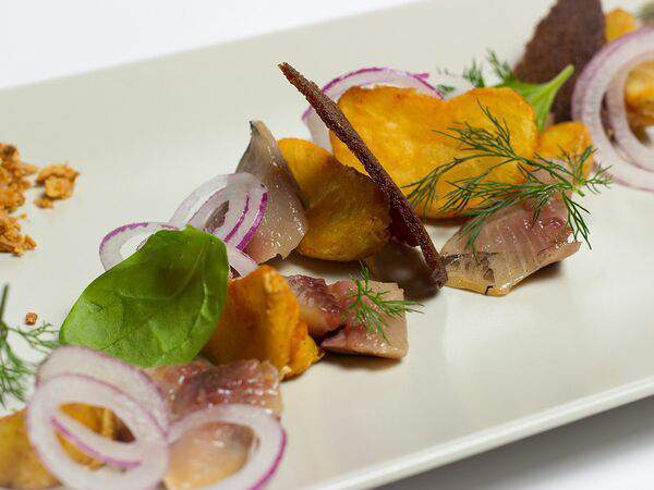 Гриль-бар Кооператив - Селедочка с картофелем